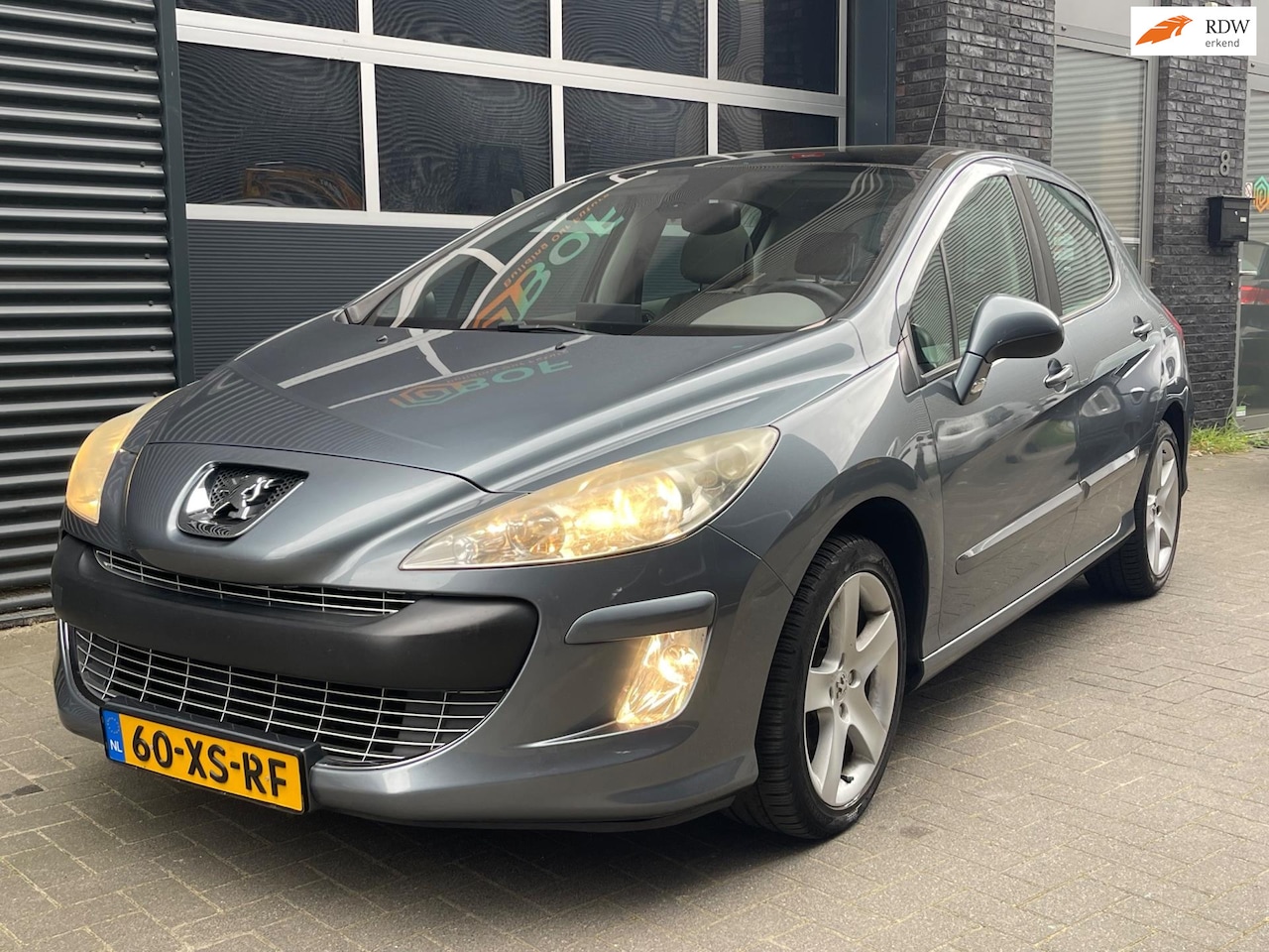 Peugeot 308 - 1.6 Benzine | APK 08.2026 | Panodak | Airco - AutoWereld.nl
