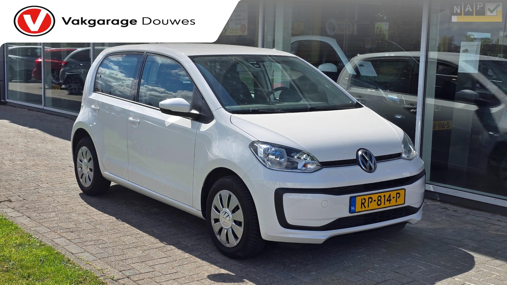 Volkswagen Up! - 1.0 BMT move up! | NAP | 5drs. | Airco - AutoWereld.nl