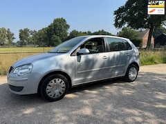 Volkswagen Polo - 1.2-12V Optive, 5 drs, apk