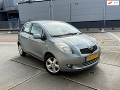 Toyota Yaris - 1.3 VVTi Luna MMT Automaat CLima Volledig onderhouden