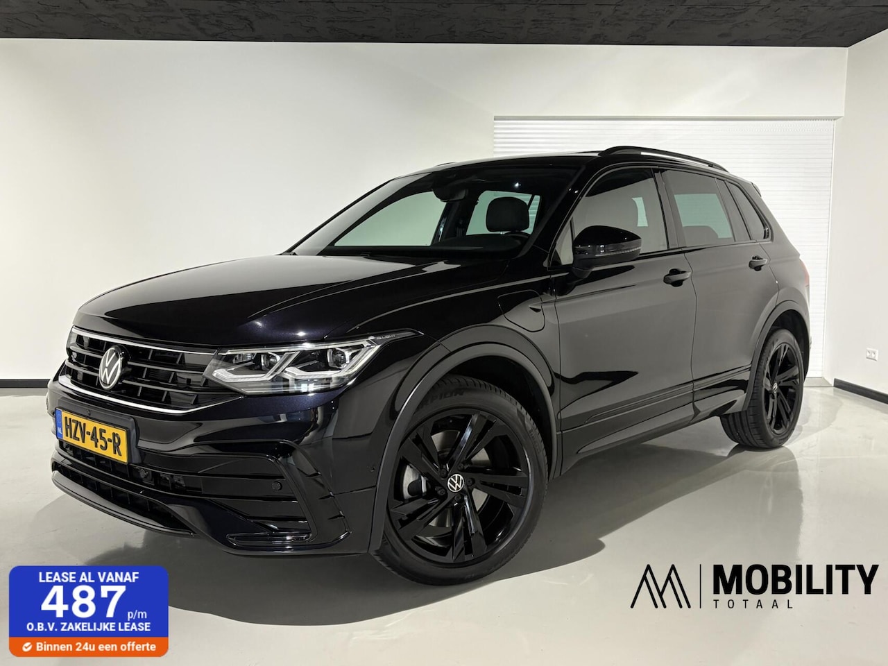 Volkswagen Tiguan - 1.4 TSI eHybrid 245pk|R-Line|Black|Panodak|Trekhaak|360|IQ Led koplampen|Carplay|Sfeer ver - AutoWereld.nl