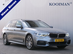 BMW 5-serie Touring - 540i xDrive High Executive 340 Pk Automaat Navi / Leder / Schuifdak / Trekhaak / Airco ach