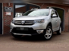 Dacia Sandero Stepway - 0.9 TCe Easy-R Lauréate | NAVIGATIE | CRUISE | AIRCO | AUTOMAAT | HOGE INSTAP
