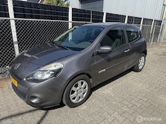 Renault Clio - 1.5 dCi Authentique