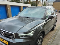 Volvo XC40 - 1.5 T3 Inscription | Leder | Navi | Dealeronderhouden | Nieuwe APK + Remmen