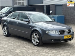 Audi A4 Limousine - 1.8 Turbo Exclusive MT CLIMA CRUISE PDC Nieuwe APK