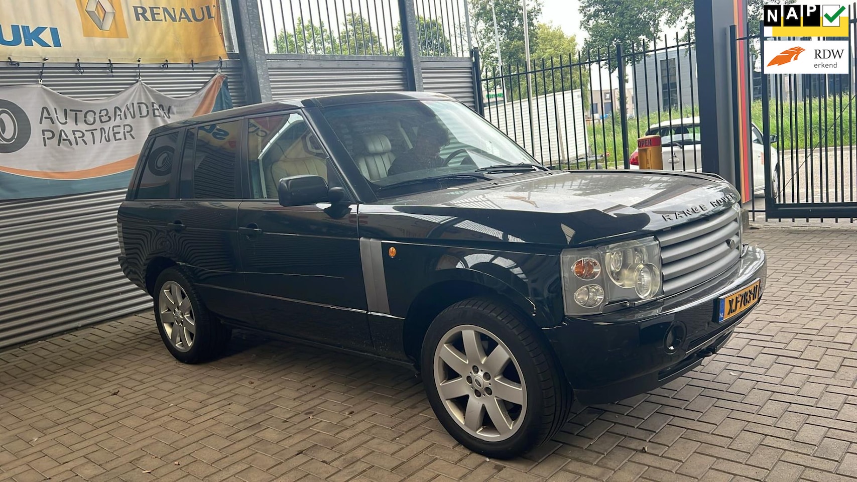 Land Rover Range Rover - 4.4 V8 SE((( automaat ))) benzine - AutoWereld.nl