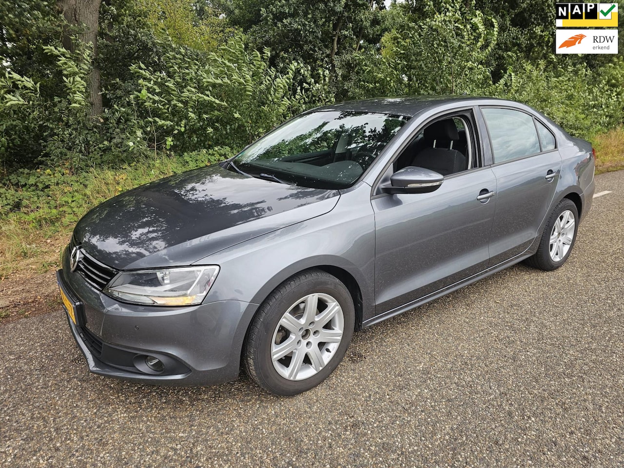 Volkswagen Jetta - 1.2 TSI Comfortline 1.2 TSI Comfortline - AutoWereld.nl
