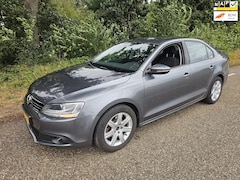 Volkswagen Jetta - 1.2 TSI Comfortline