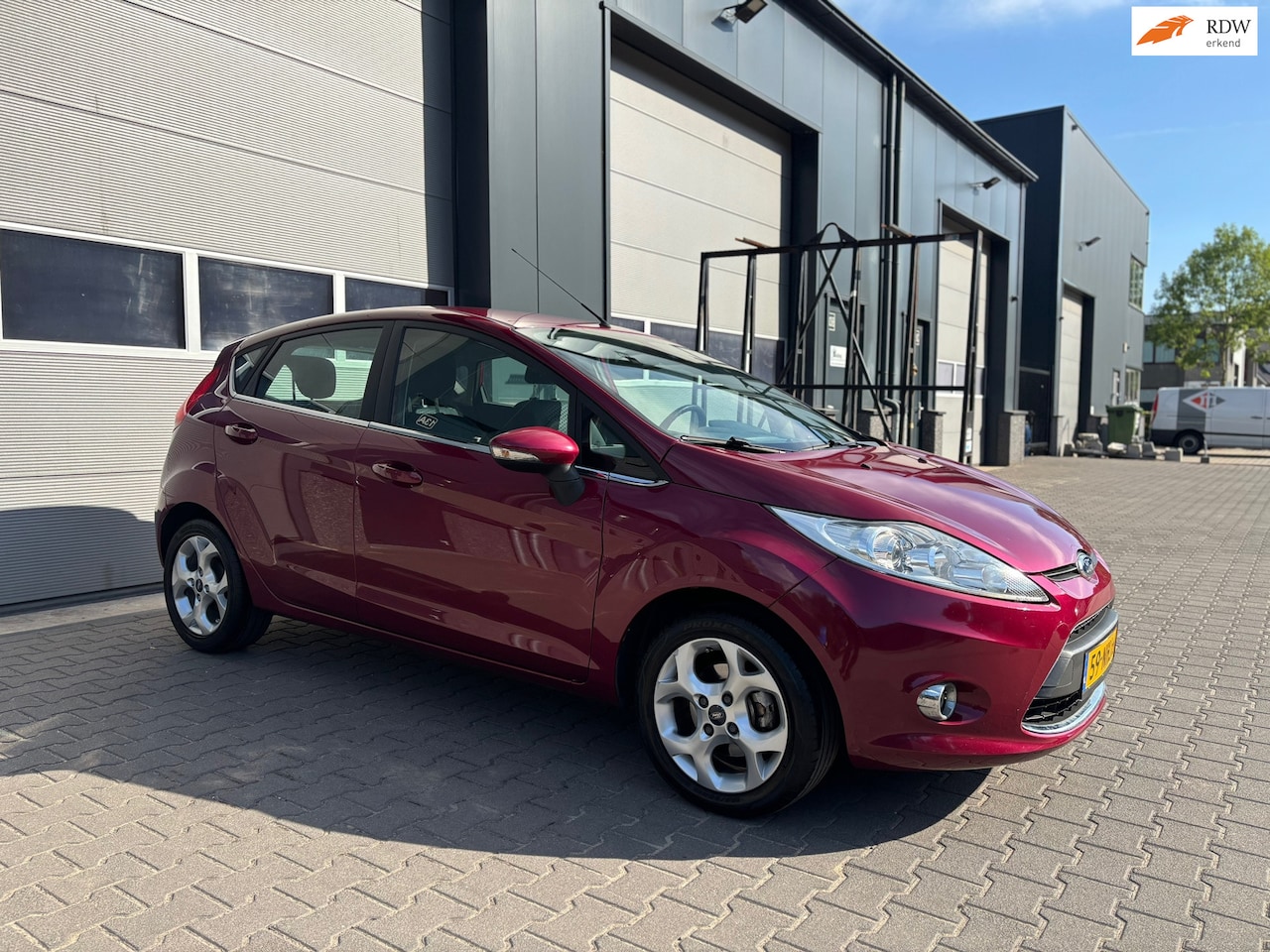 Ford Fiesta - 1.6 Titanium 5drs|2010|Clima|parkeersensoren|CruiseControle|Nieuwe APK - AutoWereld.nl