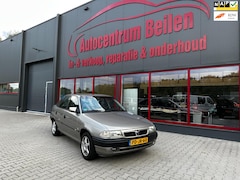 Opel Astra - 1.6i Season / AUTOMAAT / NAP / VAUXHALL / LMV / AIRCO /
