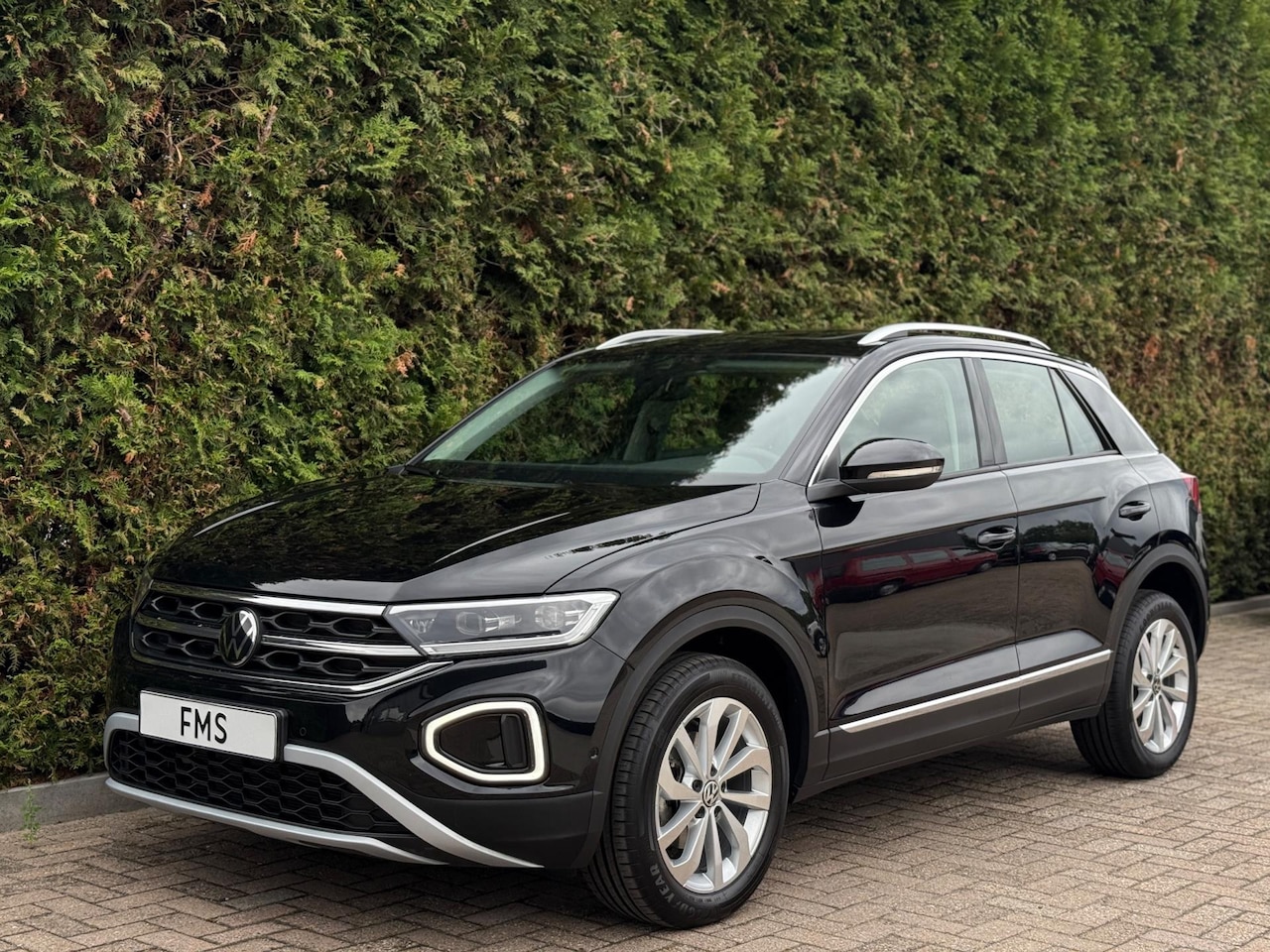 Volkswagen T-Roc - 1.5 TSI Style CarPlay Panorama - AutoWereld.nl