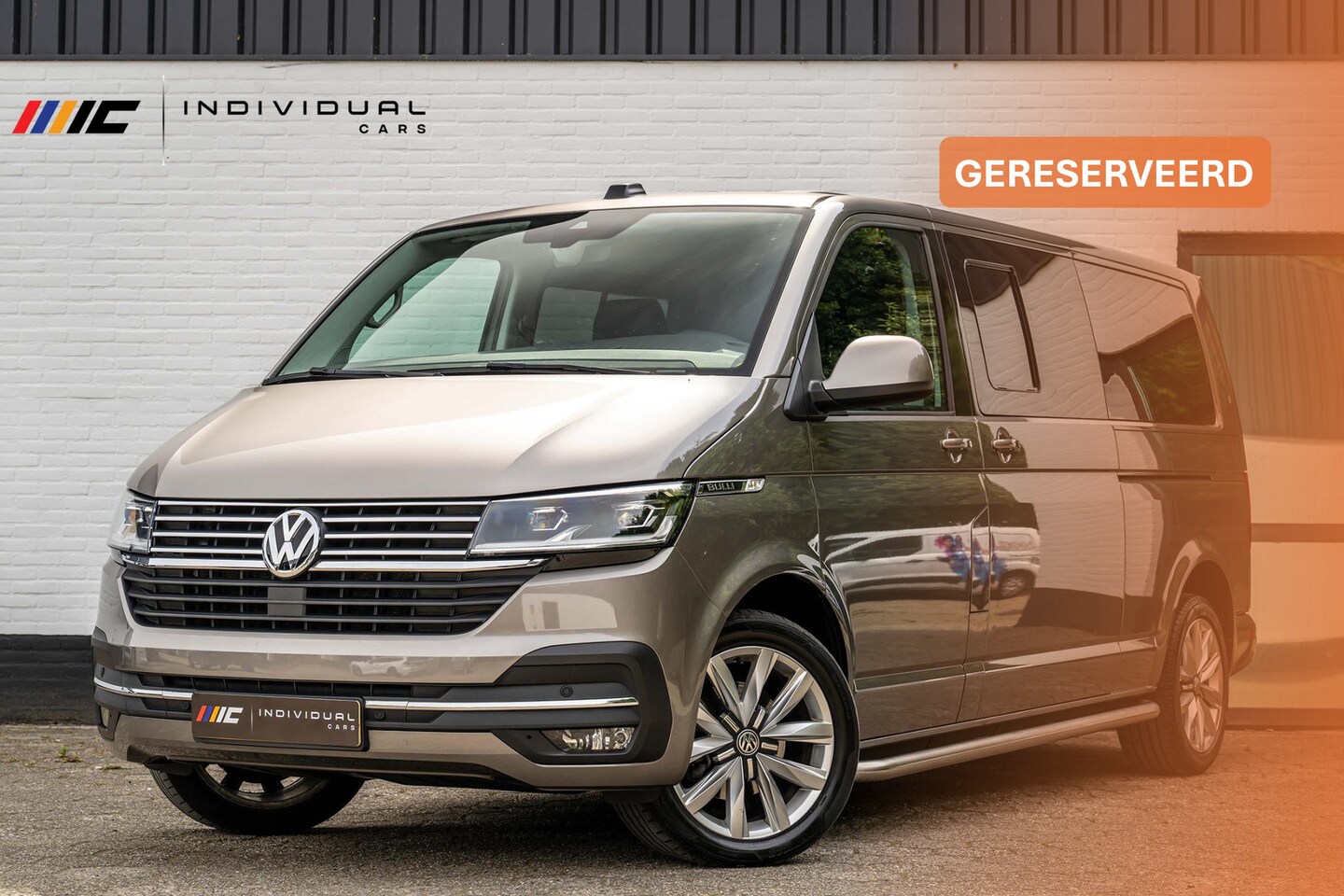 Volkswagen Transporter - 2.0 TDI L2H1 DC Bulli Dubbel Cabine DC 2x schuifd. - AutoWereld.nl