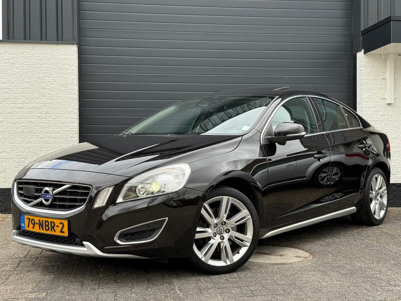 Volvo S60 - 2.0T Summum|Automaat|Youngtimer|Leder|ACC|Navi|Pano| Camera - AutoWereld.nl
