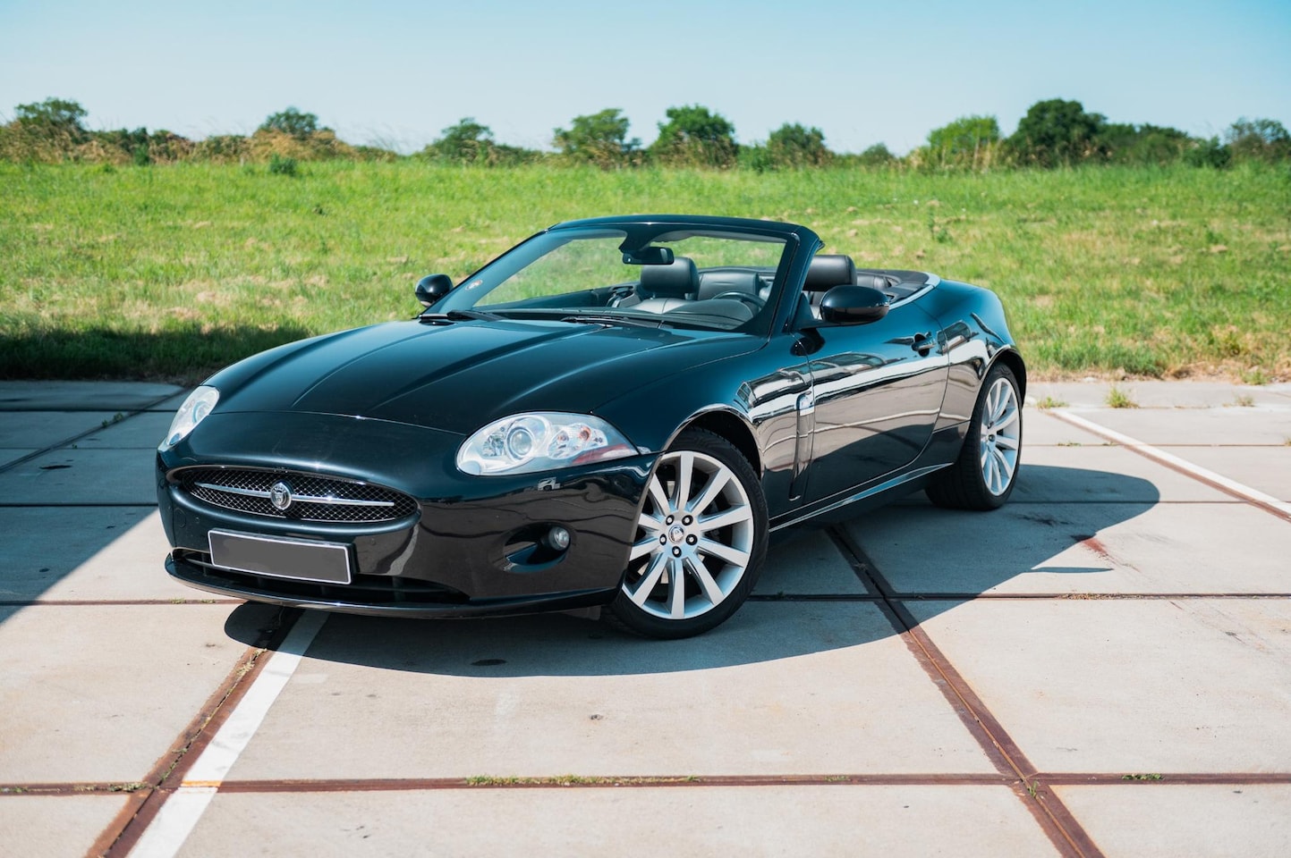 Jaguar XK - 4.2 V8 Convertible 4.2 V8 Convertible - AutoWereld.nl