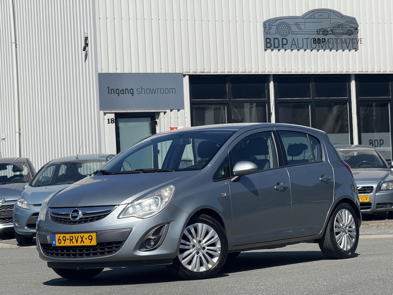 Opel Corsa - 1.4-16V Edition 1ste EIGENAAR/TREKHAAK/AIRCO - AutoWereld.nl