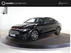 Mercedes-Benz CLA-Klasse - 250+ Launch Edition | AMG | Night | Panoramadak | 19" lichtmetalen velgen | Sfeerverlichti