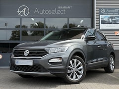 Volkswagen T-Roc - 1.5 TSI Style Navi Cruise Camera