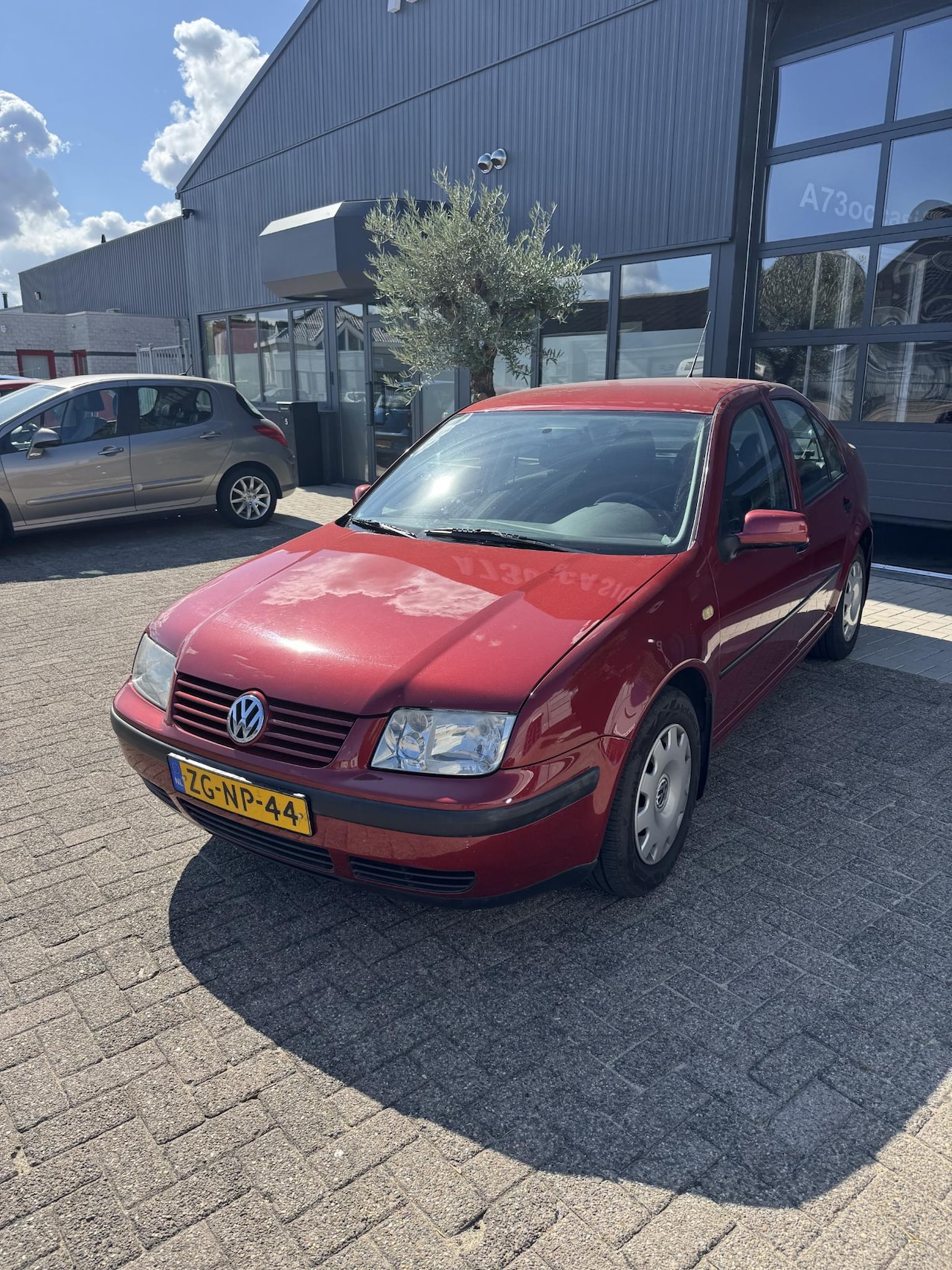Volkswagen Bora - 1.6 Trendline 1.6 Trendline - AutoWereld.nl