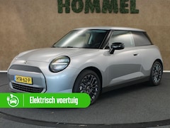 MINI Cooper - E Essential 40.7 kWh - SOH 99, 9% - ORIGINEEL NEDERLANDSE AUTO - 3-FASE - NAVIGATIE - PARK