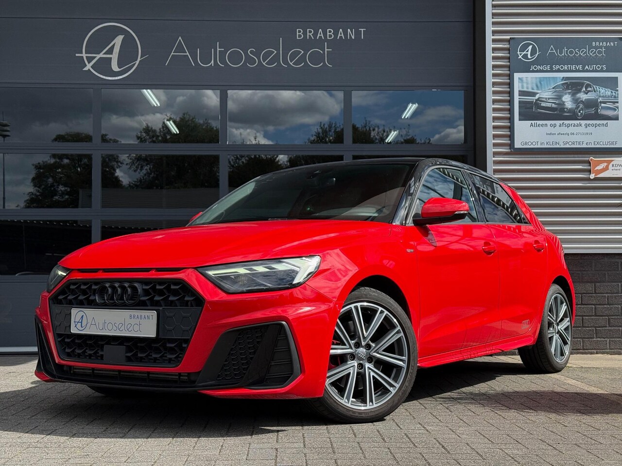 Audi A1 Sportback - 40 TFSI S Line Navi LED 200PK - AutoWereld.nl