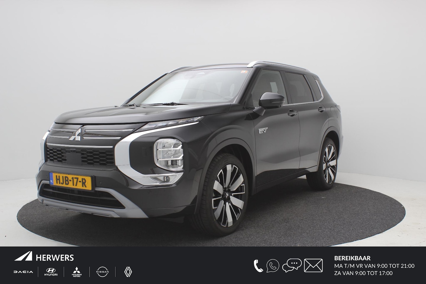 Mitsubishi Outlander - 2.4 PHEV Instyle+ / Groot glazen schuif-kanteldak / Lederen bekleding / HUD display / 1600 - AutoWereld.nl