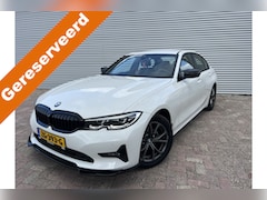 BMW 3-serie - 320i High Executive Edition | Nieuw Binnen | HUD | Stoelverwarming | Automaat