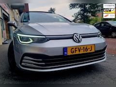 Volkswagen Golf - 1.5 eTSI R-Line Business
