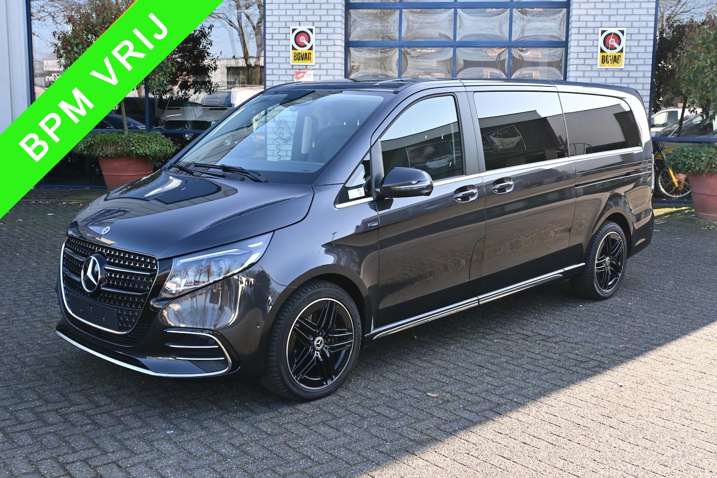Mercedes-Benz V-klasse - 300d 4-Matic AMG L3 DC AMG pakket, Elektrische portieren, 4x4 - AutoWereld.nl