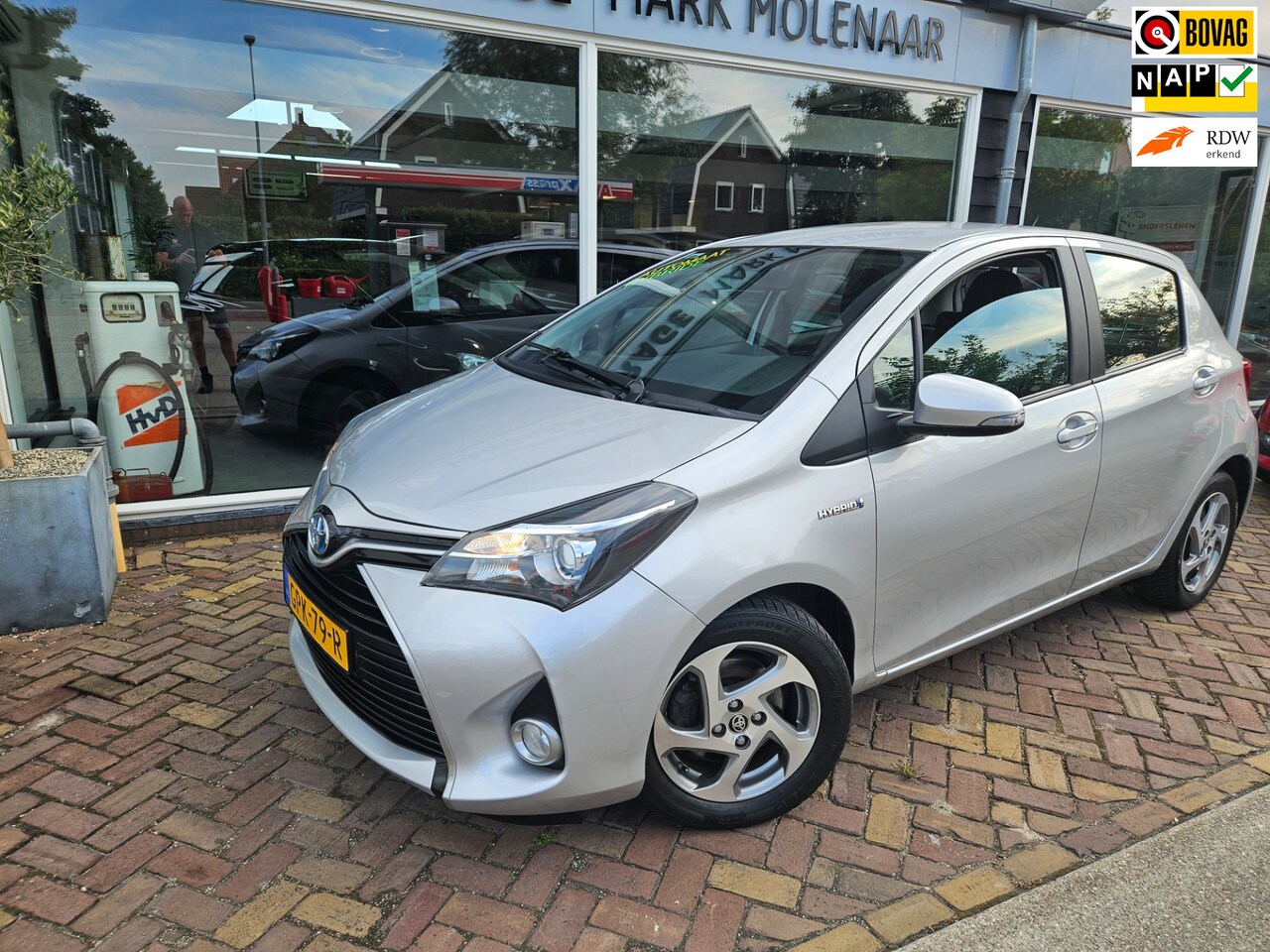 Toyota Yaris - 1.5 Hybrid Lease Bi-Tone 1.5 Hybrid Lease Bi-Tone - AutoWereld.nl