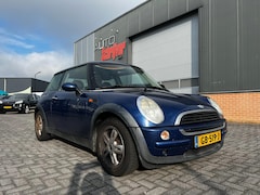 MINI Cooper - 1.6 One (motor maakt geluid)