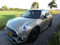 MINI Cooper - 1.5 Cooper JCW pakket