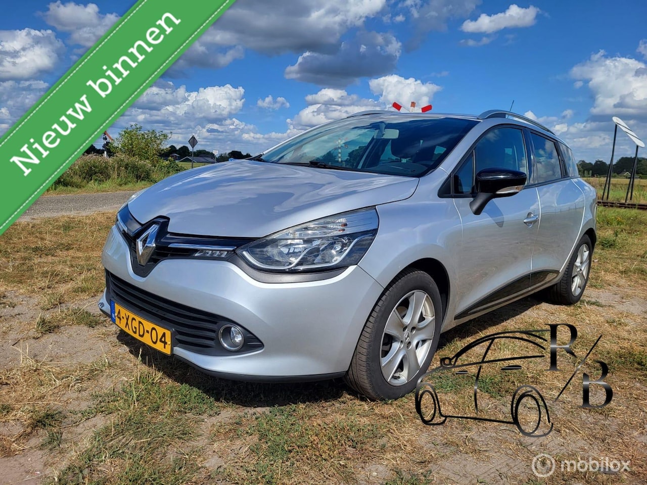 Renault Clio Estate - 1.5 dCi ECO Dynamique EXPORT €3799 - AutoWereld.nl