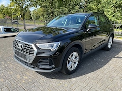 Audi Q3 - 35 TFSi Business Edition | ACC | LED | Climate | Stoelverw.| 17" LM |
