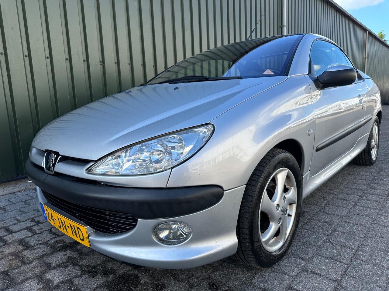 Peugeot 206 CC - 1.6-16V Automaat Nieuwe APK - AutoWereld.nl