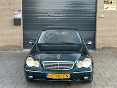 Mercedes-Benz C-klasse - 200 K. Elegance AUT Clima Cruise Control Elektrisch pakket trekhaak