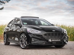 Ford Focus - 1.5 EcoBoost ST Line Pano ACC B&O Keyless