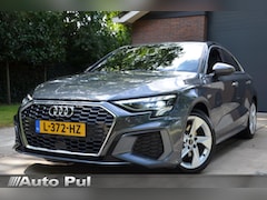 Audi A3 Limousine - 30 TFSI S Line Edition Automaat/Navi/Pdc/Ecc/Virtual cockpit/Privacy glass/Cr-Controle/17