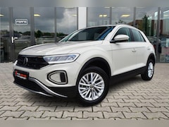 Volkswagen T-Roc - 1.5 TSI Life Business | LED | DAB | Trekhaak |