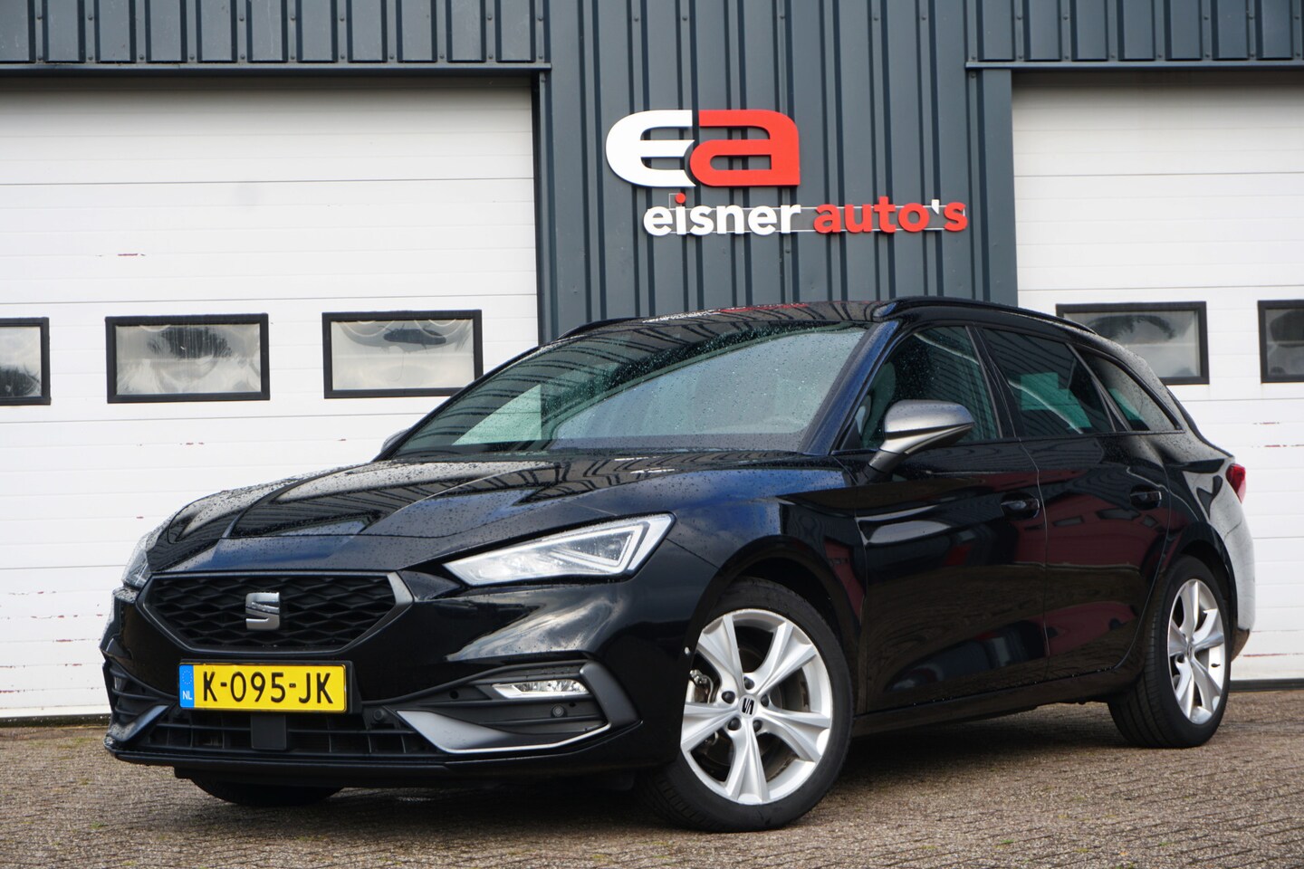 SEAT Leon Sportstourer - 1.5 TSI FR Automaat | FULL LED | STOEL/STUURVERW. | CAMERA | ACC | KEYLESS | - AutoWereld.nl