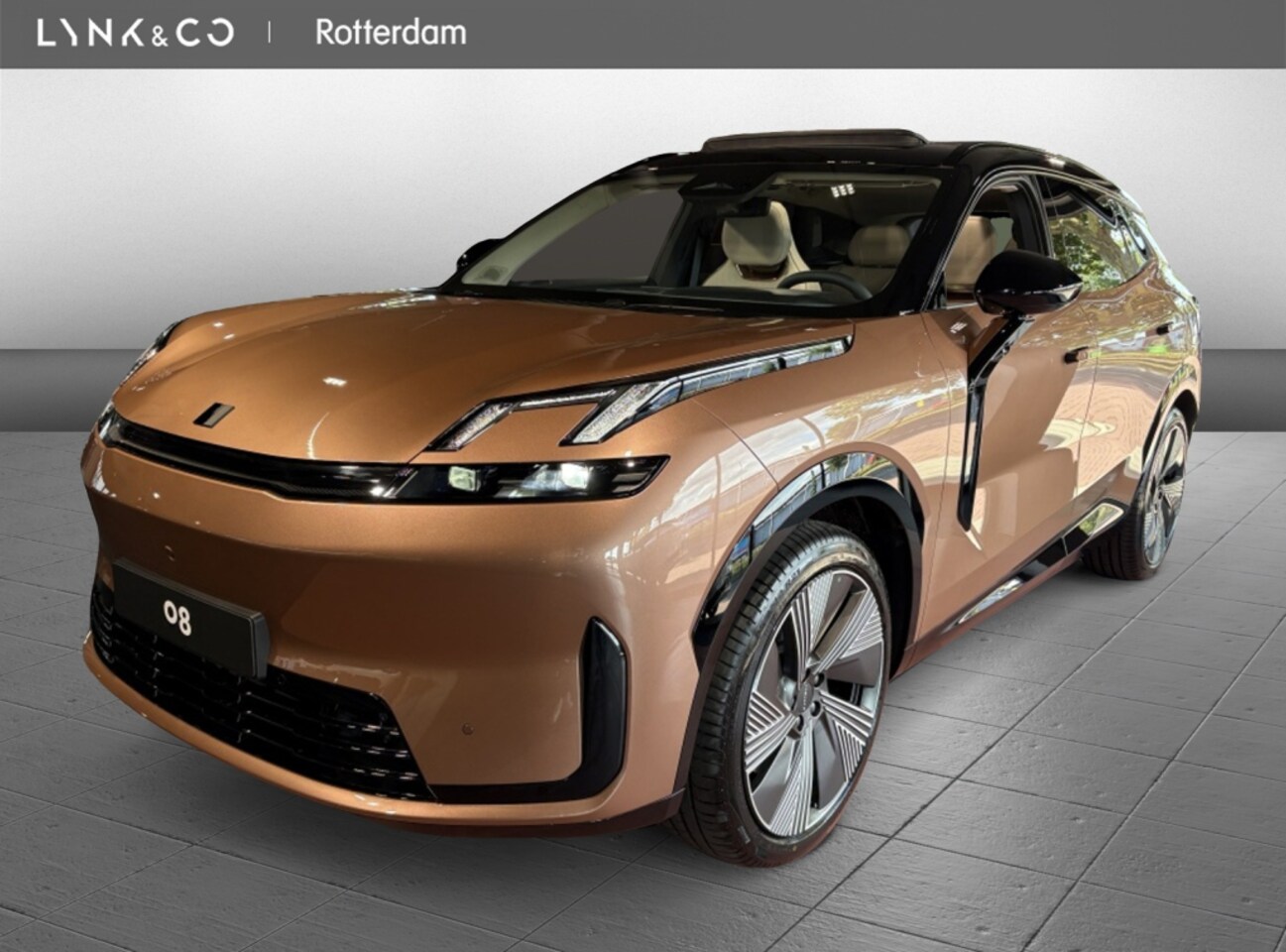 Lynk & Co 08 - | MORE | DIRECT LEVERBAAR! | Stoel massage | 200Km Elektrisch | - AutoWereld.nl