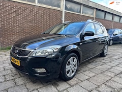 Kia Cee'd - 1.4 CVVT Seven Business, Airco, Navi, Trekhaak