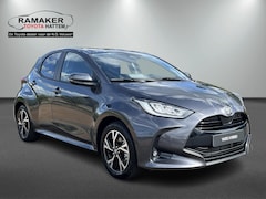 Toyota Yaris - 1.5 Hybrid Dynamic 130 pk + Stoel en Stuur verwarming