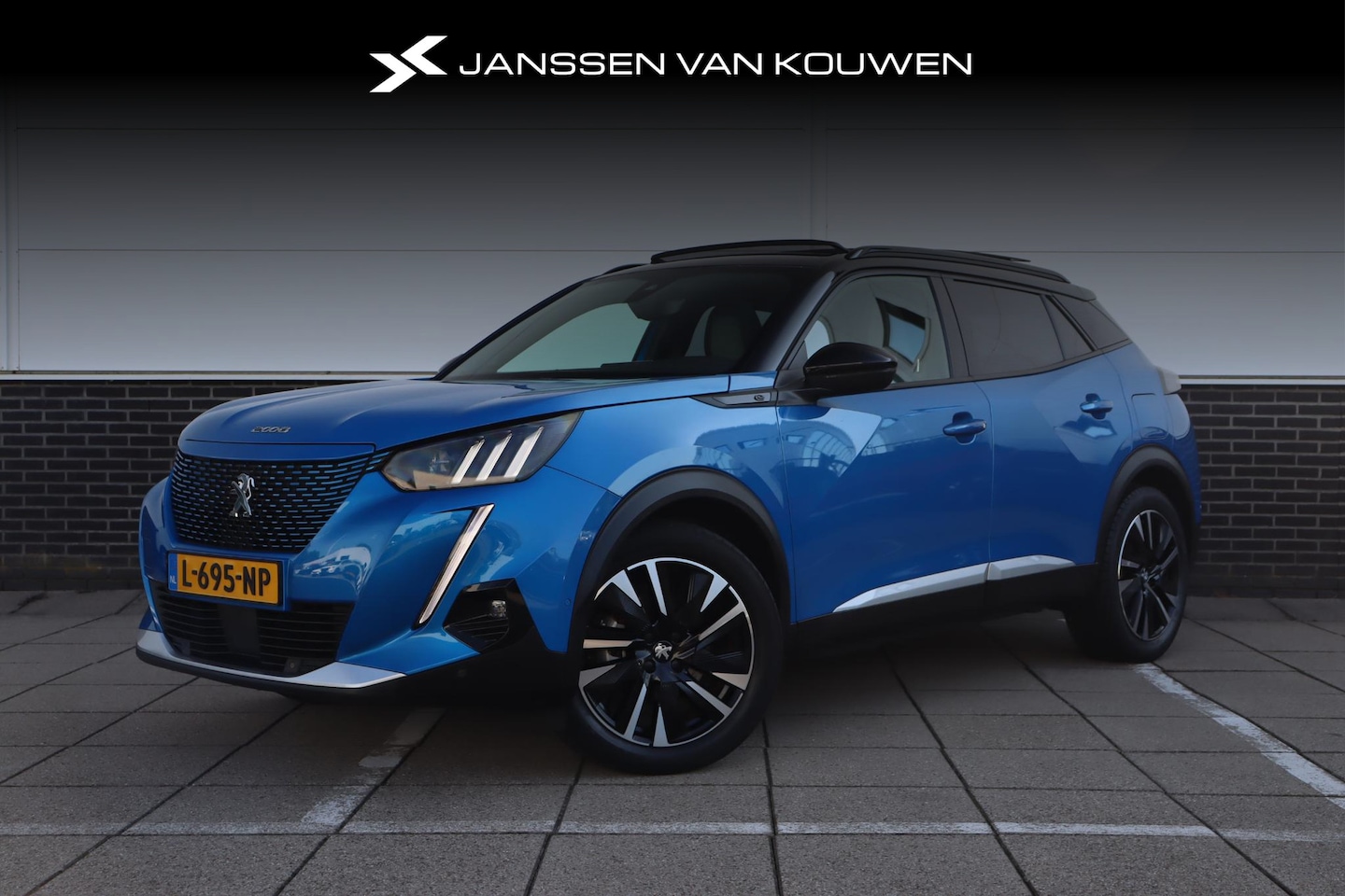 Peugeot e-2008 - EV GT Pack 50 kWh Panoramadak Stoel-Voorruitverwarming - AutoWereld.nl