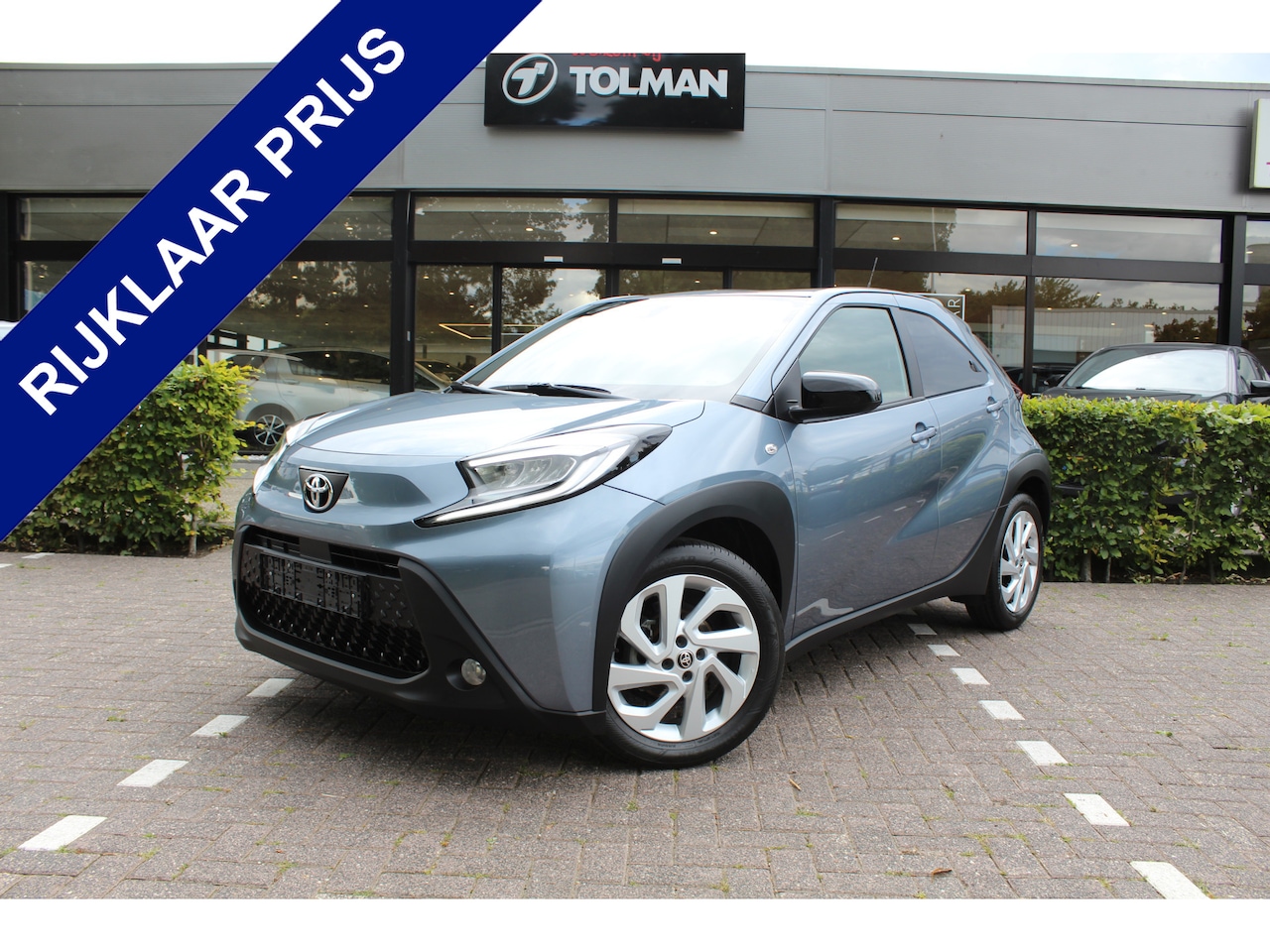 Toyota Aygo X - 1.0 VVT-i MT First | Rijklaar | Clima | LED | Stoelverw. | Privacyglass | Apple/Android | - AutoWereld.nl