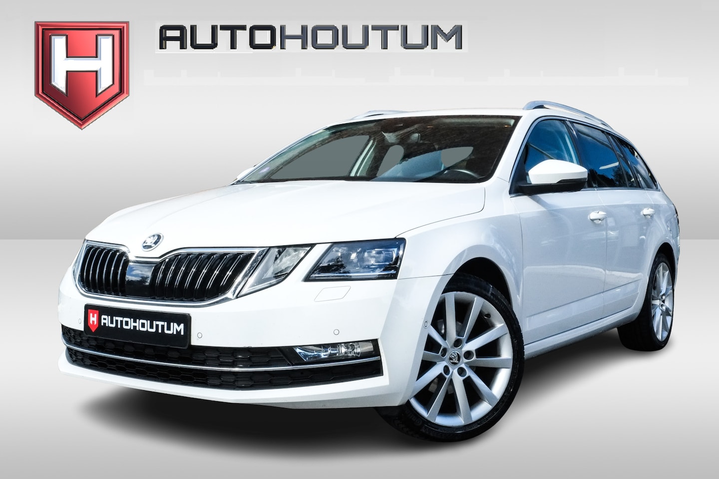 Skoda Octavia Combi - 1.0 TSI Greentech Style Business LED koplampen, Groot navi, ACC, Keyless entry - AutoWereld.nl