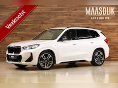 BMW X1 - sDrive18i Premium|M Pack Pro|Camera|Blind Spot|Trekhaak|