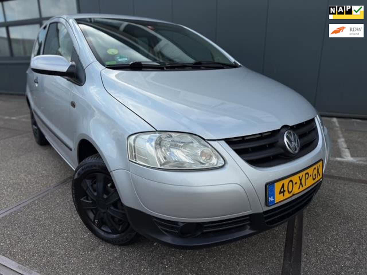 Volkswagen Fox - 1.4 Trendline | NAP | APK | BLUETOOTH | - AutoWereld.nl