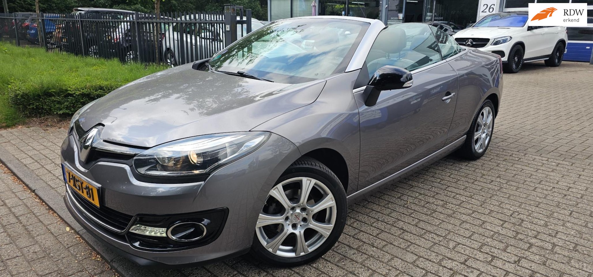 Renault Mégane coupé cabriolet - 1.2 TCe Privilège 1.2 TCe Privilège - AutoWereld.nl