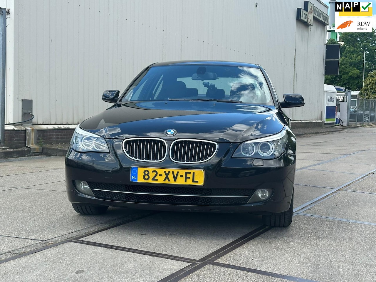 BMW 5-serie - 523i Business Line 2007 Automaat Navi Nap - AutoWereld.nl